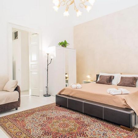 B&B Alba 1 Viagrande Dış mekan fotoğraf